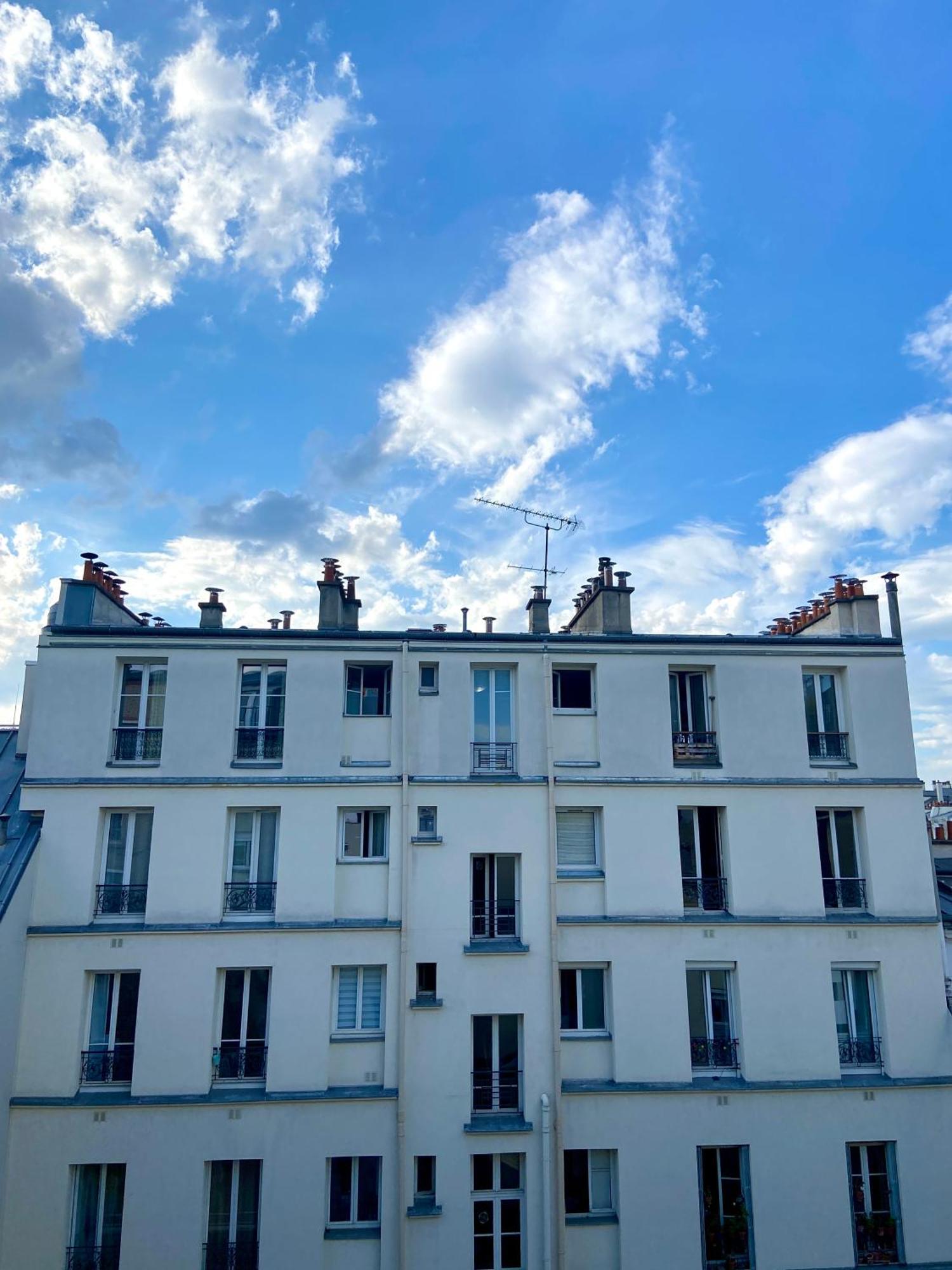 Avec Terrasse Parijs